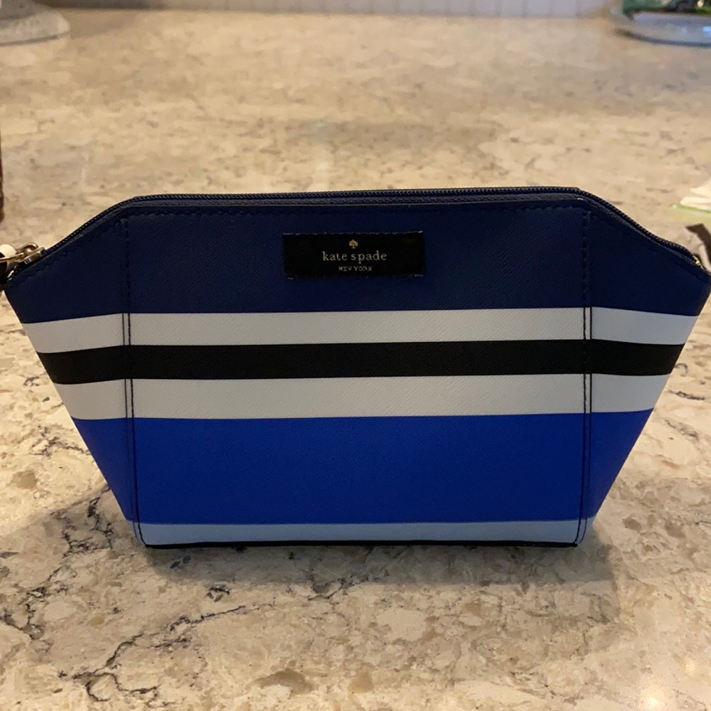 Kate Spade makeup bag brand new!